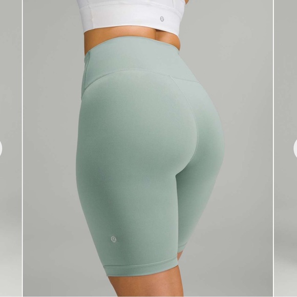 Lululemon Wunder Train Contour Fit High Rise Shorts 8” 6 - Picture 3 of 11